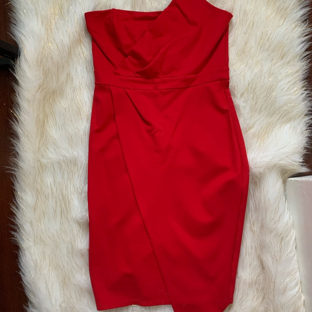 Fashion Nova- strapless dress